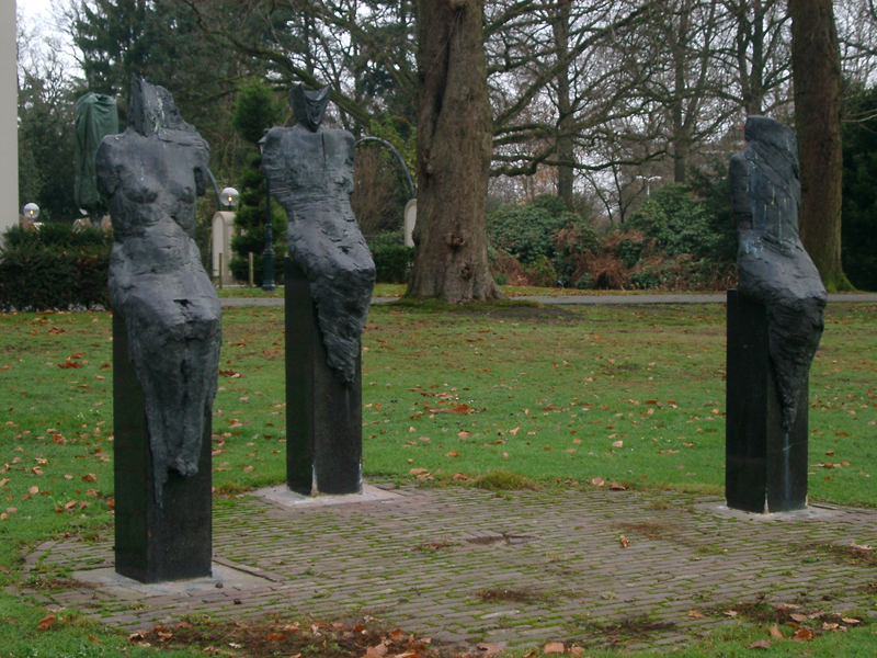 Copinga,%20Kiny_Drie%20vorstinnen_(COP-01%20c)